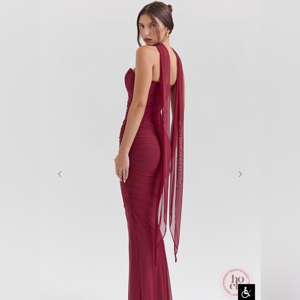 House of CB Strapless Burgundy Corset and Skirt - Picture 2 of 7